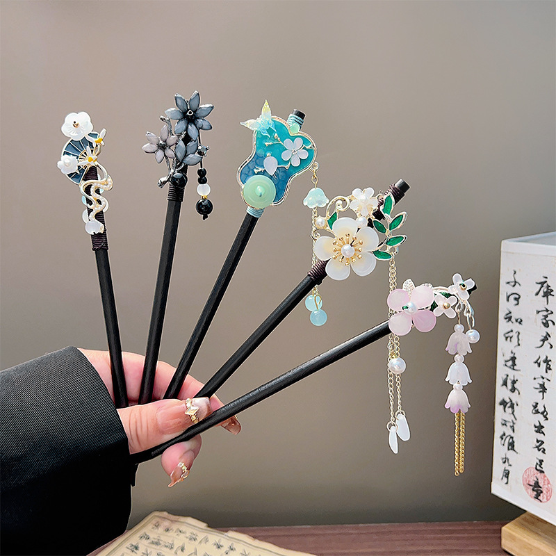 Classic Tassel Hair Stick Blac - Jewelry Making Adults ulasan dan harga